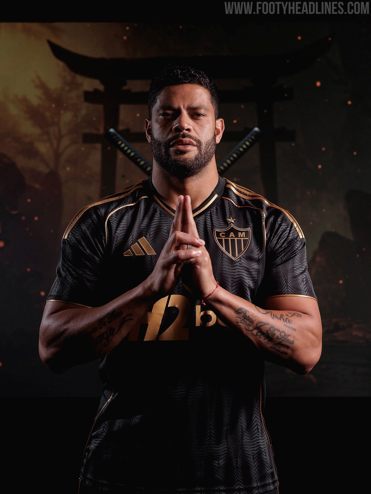 Camisa Atlético Mineiro Third 2025/2026 - Versão Torcedor Masculino - Adidas - Preta e Dourada